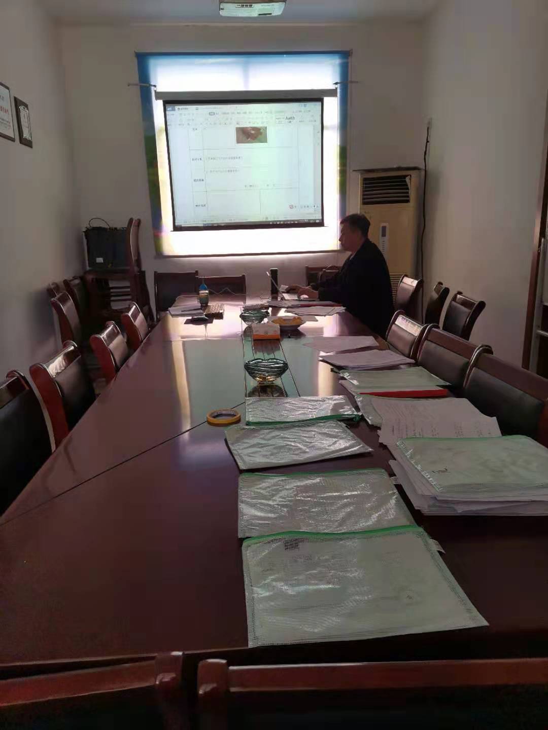 資料審查.jpg 資料審查.jpg